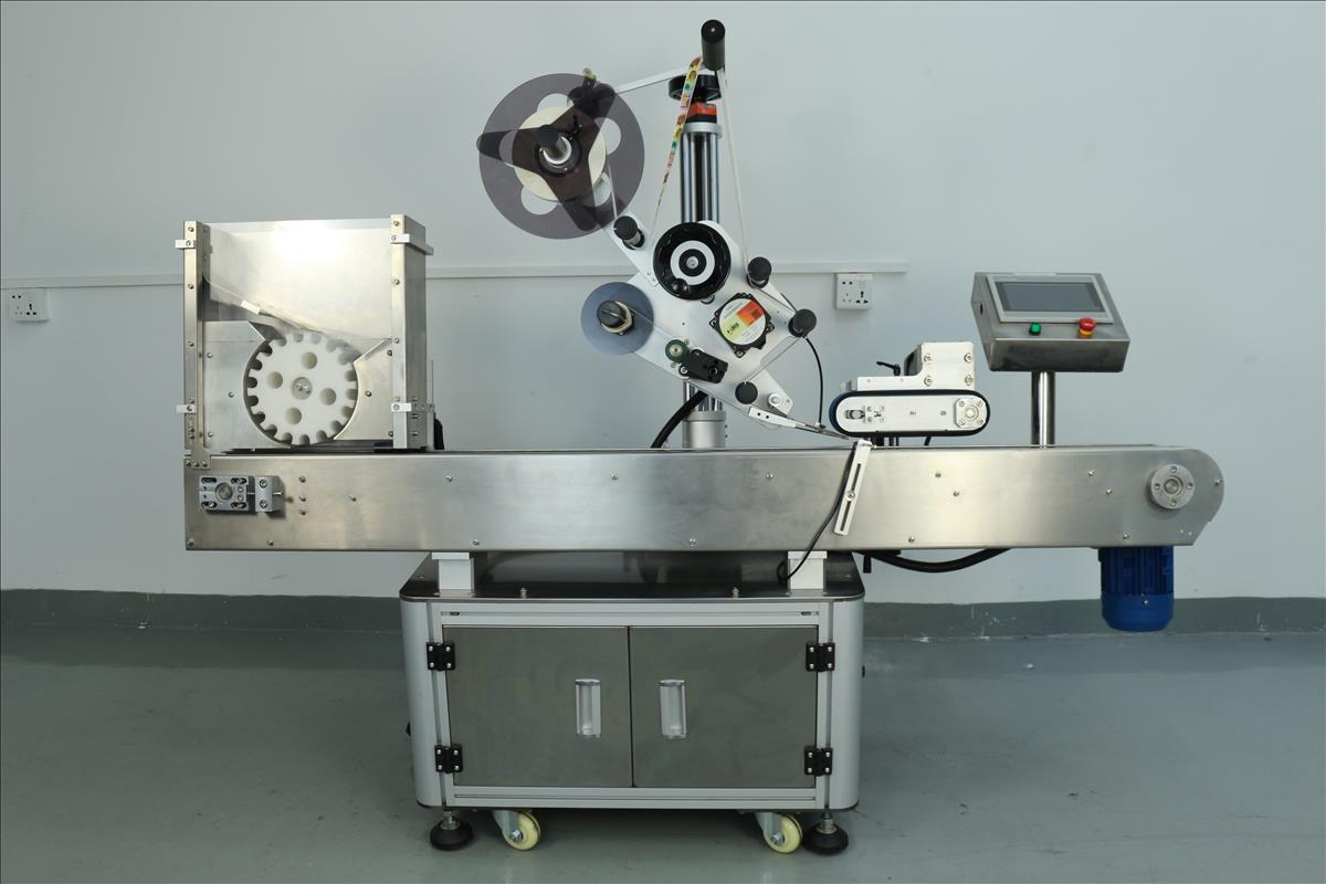 【尚立】貼標(biāo)機(jī)為什么會(huì)貼標(biāo)簽時(shí)產(chǎn)生氣泡？貼標(biāo)機(jī)貼標(biāo)簽時(shí)產(chǎn)生氣泡如何有效解決？